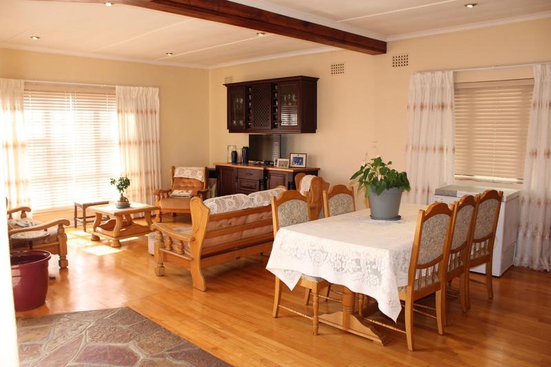 5 Bedroom Property for Sale in Churchill Estate Western Cape